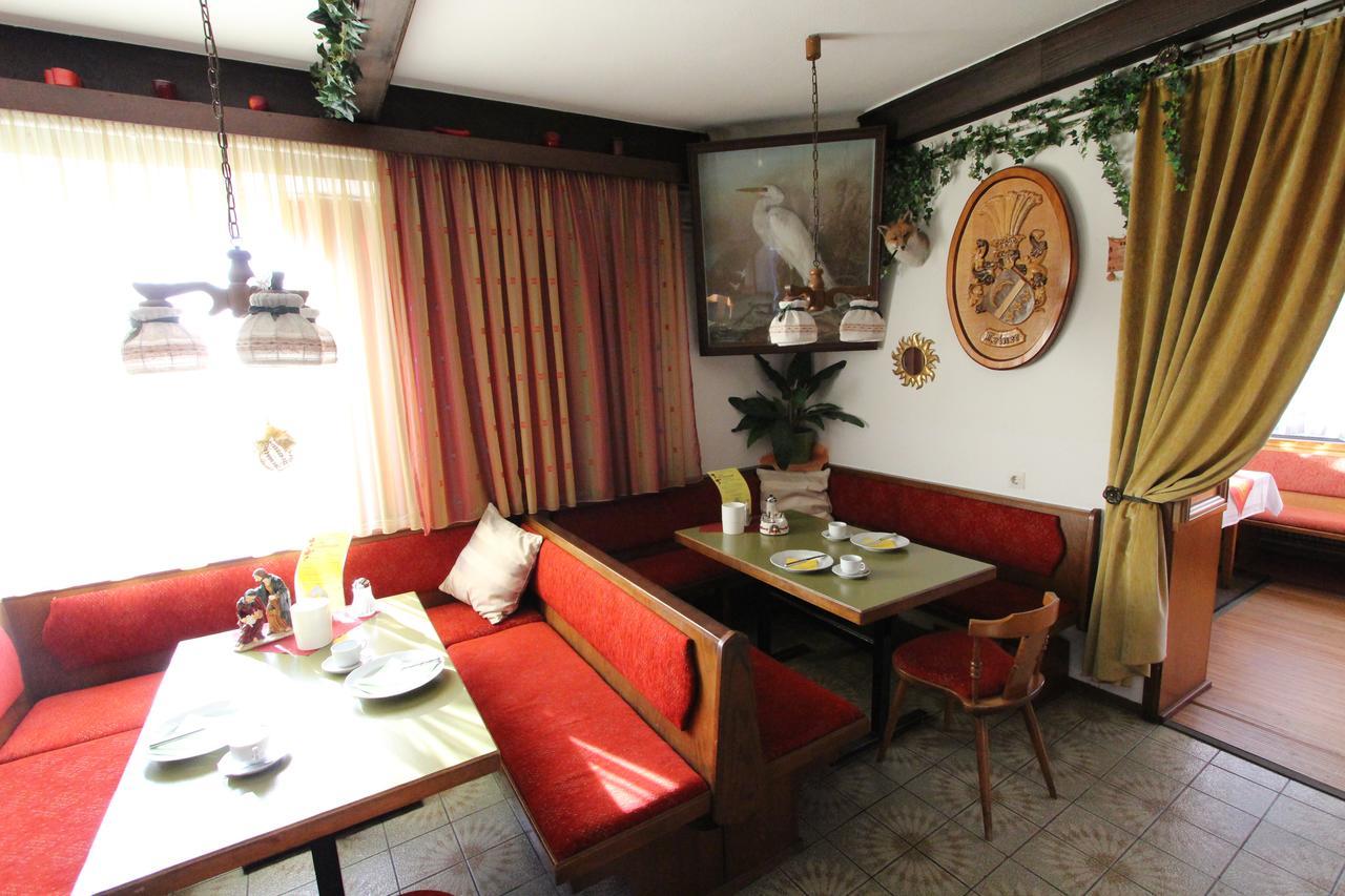 Hotel Pension Leiner Neusiedl am See Exterior foto